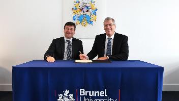 Brunel University London's Vice-Chancellor and President, Professor Andrew Jones (l) and Leader of Hillingdon Council, Cllr Ian Edwards (r)