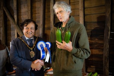 The Mayor of Hillingdon with prize-winner Peter Bird and his cucumbers