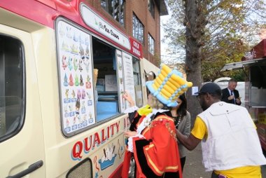 Danielle Logun at a ice-cream van