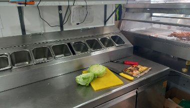 Dirty kitchen found at Hutt Grills Uxbridge