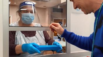 Lateral flow test