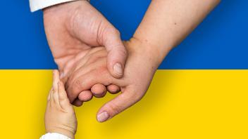 Ukraine and hands